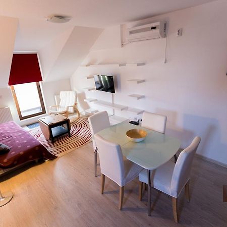 Cozy Apartment - Palas Iasi Ngoại thất bức ảnh