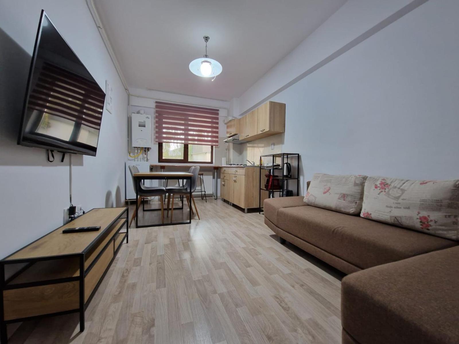 Cozy Apartment - Palas Iasi Ngoại thất bức ảnh