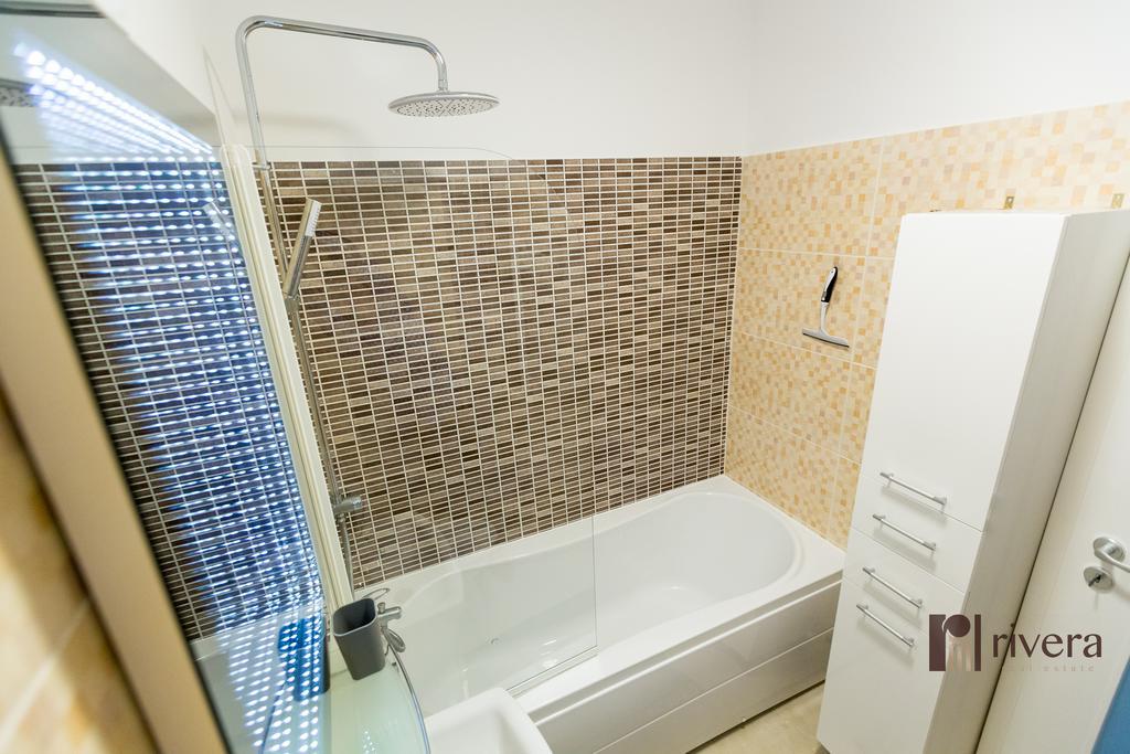 Cozy Apartment - Palas Iasi Ngoại thất bức ảnh